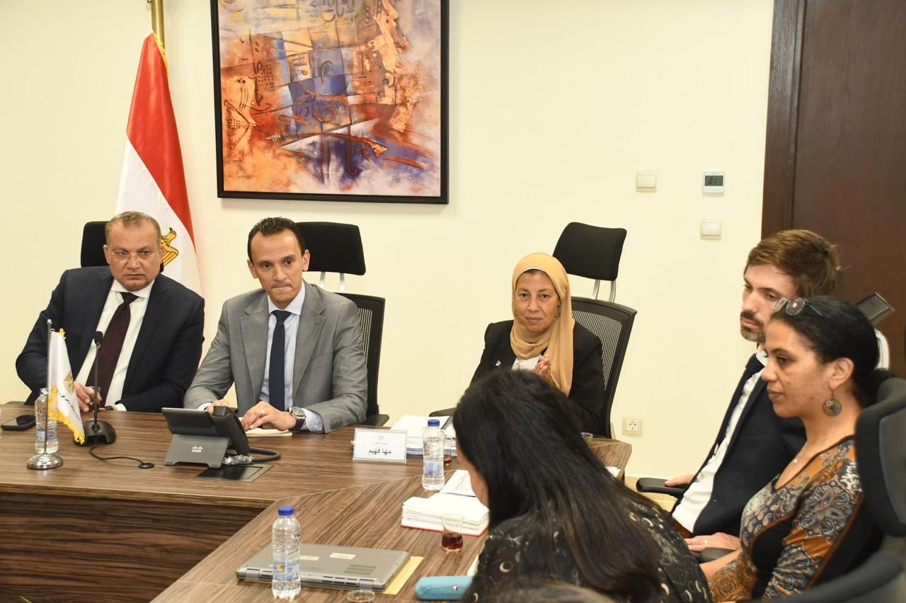 مساعد وزير الإسكان يبحث مع الجانب الألماني أوجه التعاون فى مجالات رفع كفاءة اداء الخدمات والبنية الأساسية