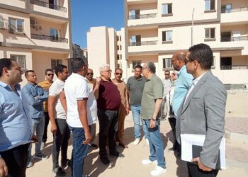 مسئولو “الإسكان” يزورون محافظة البحر الأحمر لتقديم الدعم الفني ومتابعة المشروعات