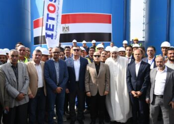 وزير الإسكان ومحافظ كفر الشيخ يفتتحان محطة مياة شرب دقميرة بطاقة ١٠ الاف م٣ يوميا