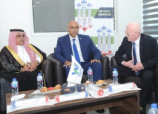 شراكة مصرية–سعودية لتوطين صناعة المستلزمات الطبية ضمن رؤية 2030