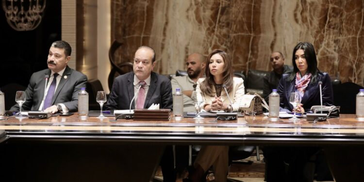 انطلاق فاعليات الجلسة التحضيرية للمؤتمر الدولي 2 للسياحة الصحية والعلاجية لرسم خارطة طريق القطاع