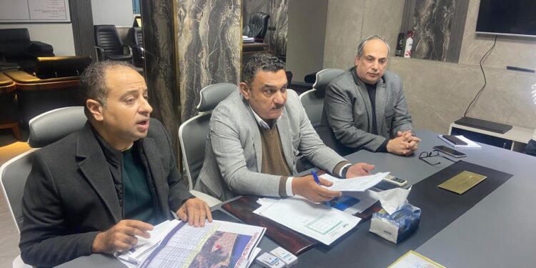 مسئولو “الإسكان” يتابعون سير العمل بالإدارة العقارية بجهاز مدينة دمياط الجديدة