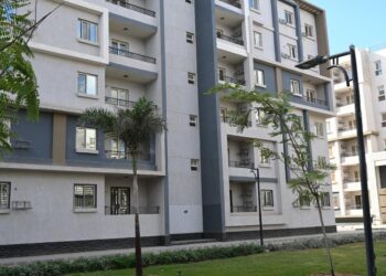 وزير الإسكان يتابع موقف مشروعات وحدات المبادرة الرئاسية” سكن لكل المصريين” بــ4 مدن جديدة