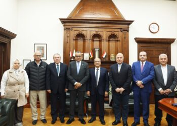 القابضة للمياه تبحث خطة تطوير محطة دهب ورفع كفاءة شبكات الصرف الصحي