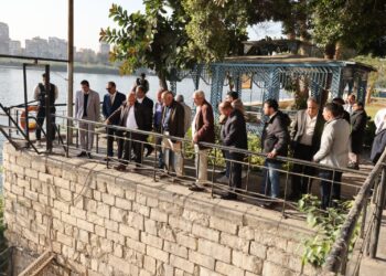 رئيس مياه القاهرة يتفقد محطة مياه الروضة لمتابعة خطط الصيانة والعمرات الدورية