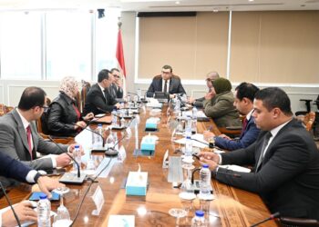 وزير الإسكان يتابع سير العمل بمشروع تطوير منطقة مثلث ماسبيرو