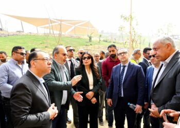 وزيرة الإسكان تقوم بجولة موسعة بمشروع “حدائق تلال الفسطاط”