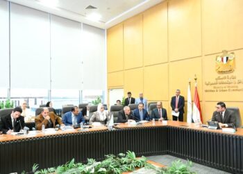 وزير الإسكان يلتقى بأعضاء مجلسي النواب والشيوخ لبحث مطالب المواطنين بدوائرهم الانتخابية ومناقشة أهم الملفات