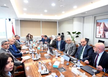 وزيرة الإسكان تستعرض الخطط التسويقية لشركة “سيتي إيدج” ومبيعات مشروعات المجتمعات العمرانية