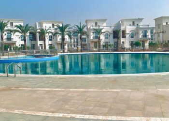 وزيرة الإسكان تتابع سير العمل بالحدائق المركزية “النهر الأخضر” والحي السكني 5 بالعاصمة الجديدة