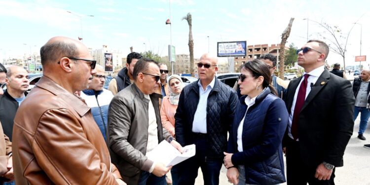 المنشاوي تتفقد أعمال تطوير ورفع كفاءة المحور المركزي الموازي وتشدد على ضرورة الالتزام بالجداول الزمنية المحددة 