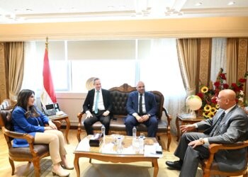 وزيرة الإسكان تبحث مع «أكوا باور» سبل التعاون المشترك في مجال إنشاء وتشغيل محطات تحلية مياه البحر