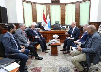 رئيس القابضة للمياه يناقش أجندة الموضوعات الاستراتيجية لتحسين خدمات مياه الشرب والصرف الصحي