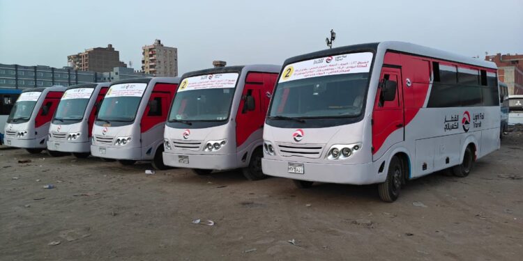 بدء منظومة النقل الجديدة بمدينة الشروق.. وتنفيذ خطة شاملة لتطوير الطرق